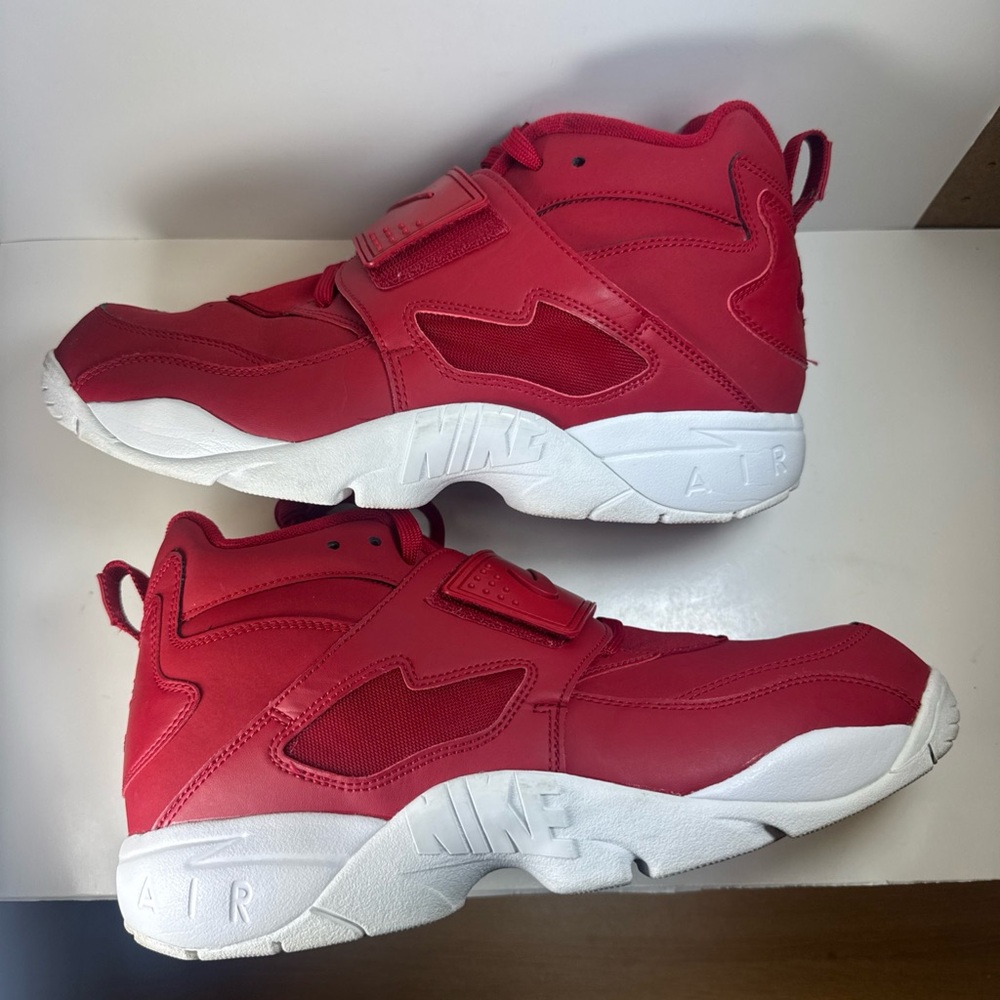 Nike Air Diamond Turf Men’s Size 11 Red High-Top Sneakers Deion Sanders - Picture 6 of 12